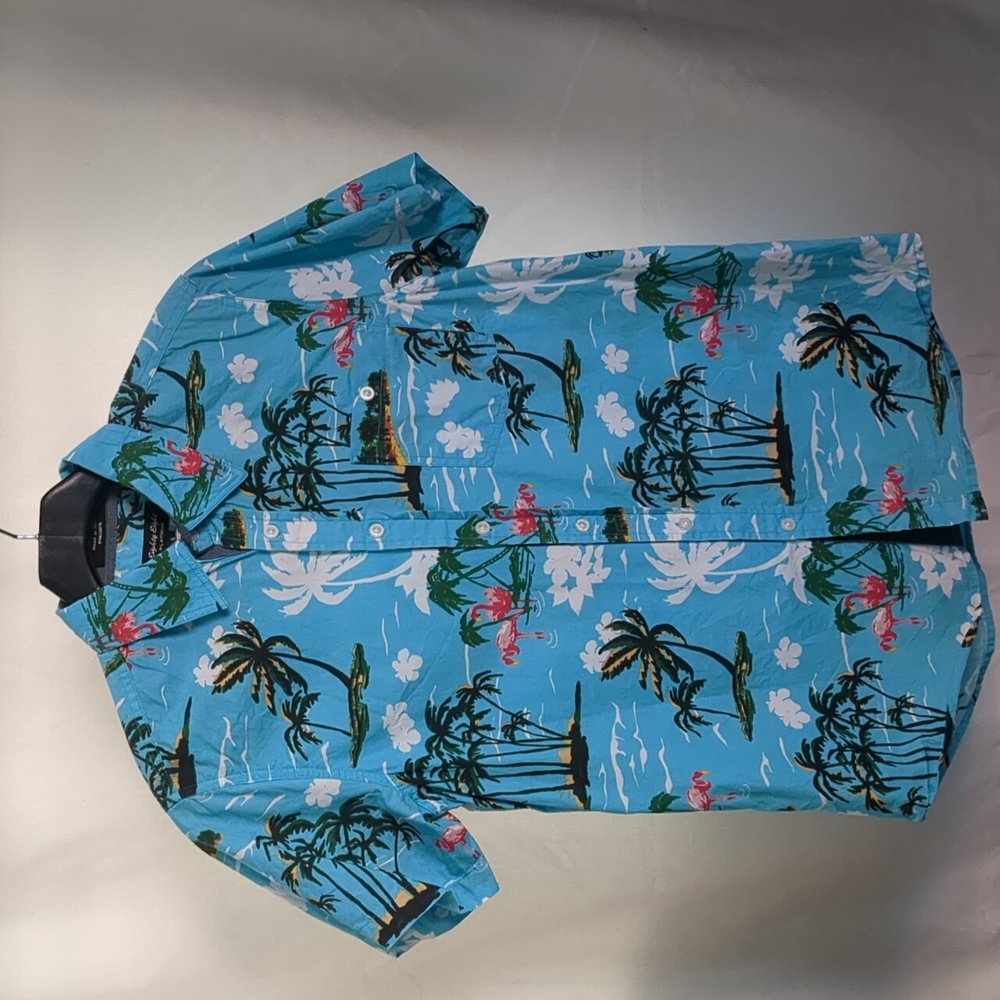Men's Small Button Down - Picture 2 of 4